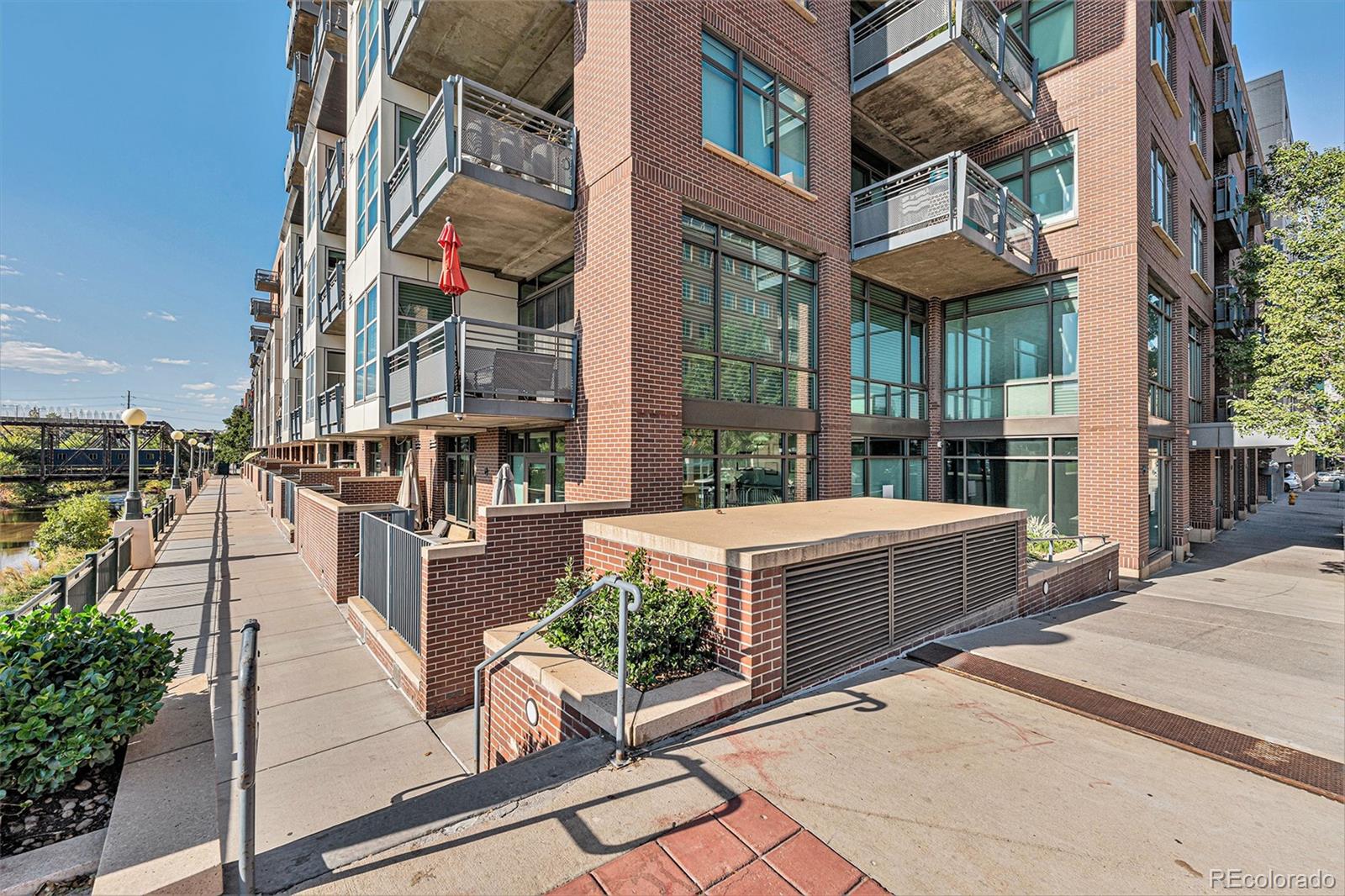 1401 Wewatta Street Unit: 911