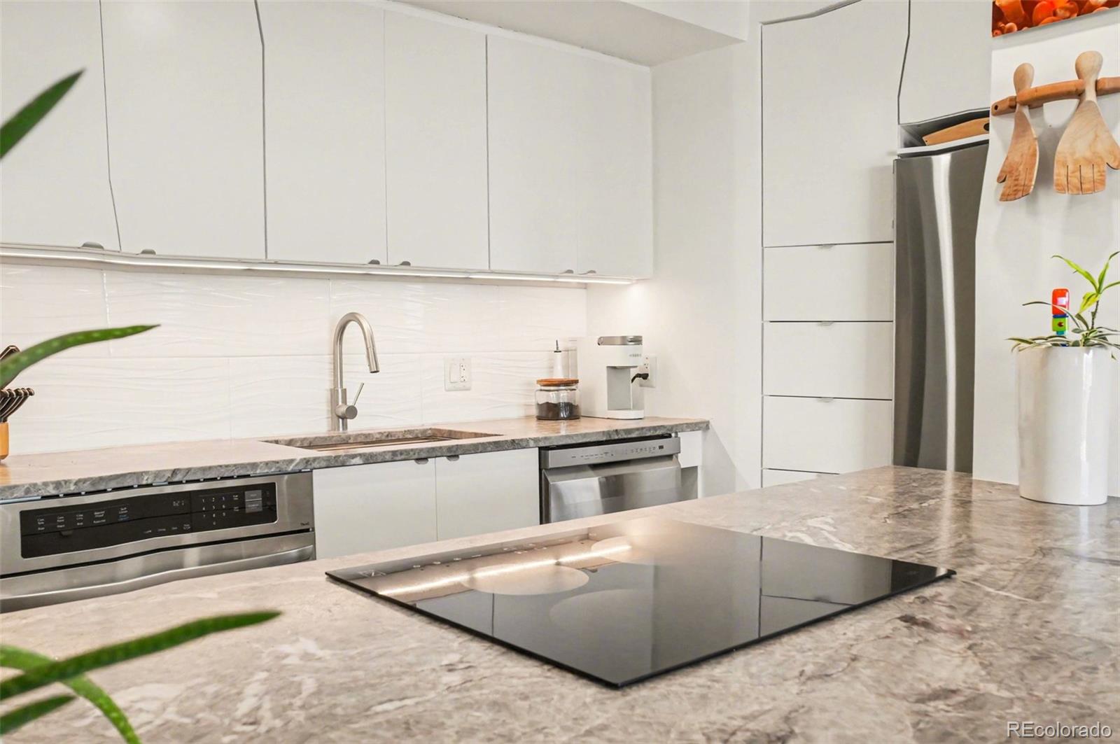 1020 15th Street Unit: 32L