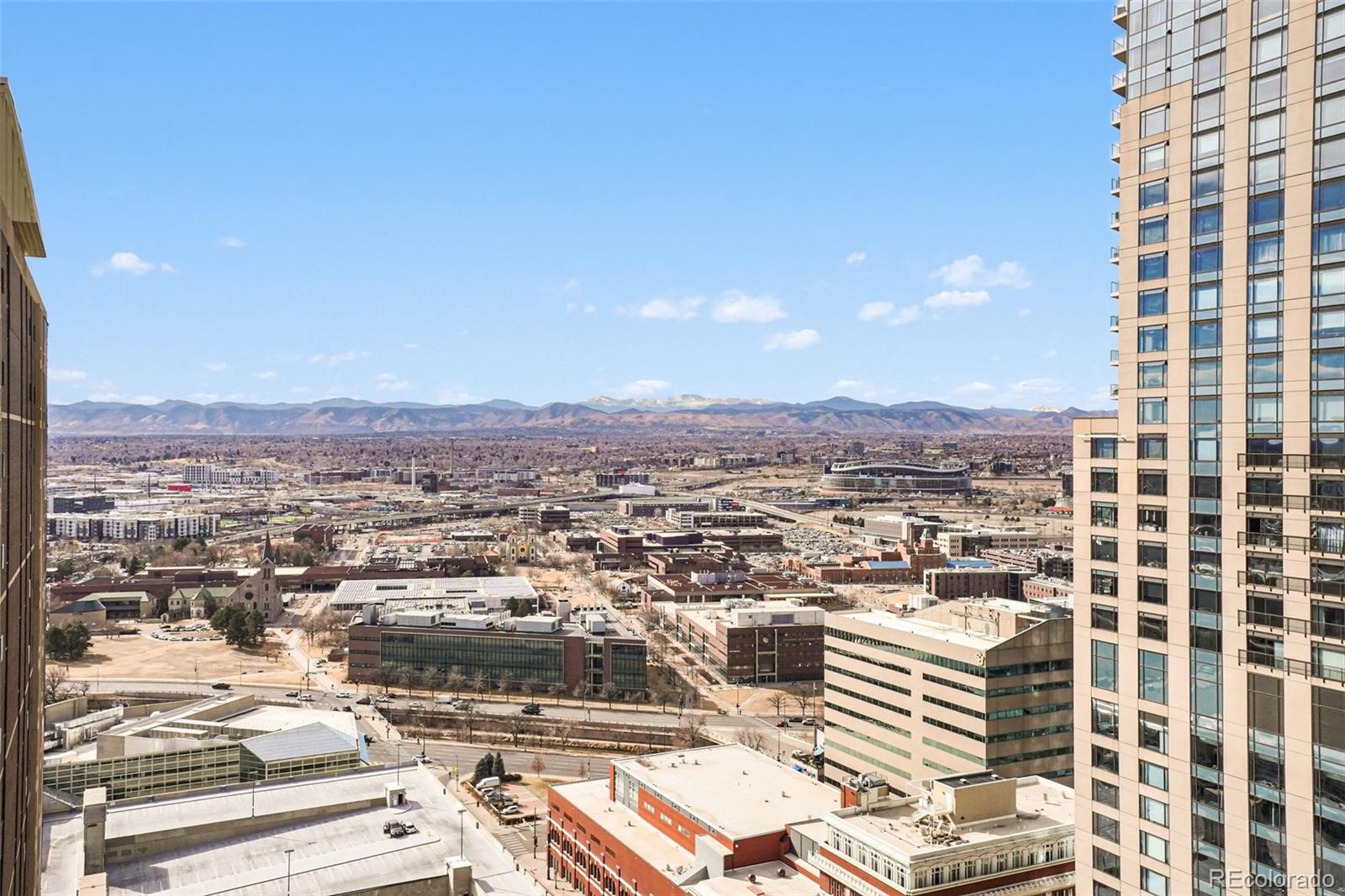 1020 15th Street Unit: 32L