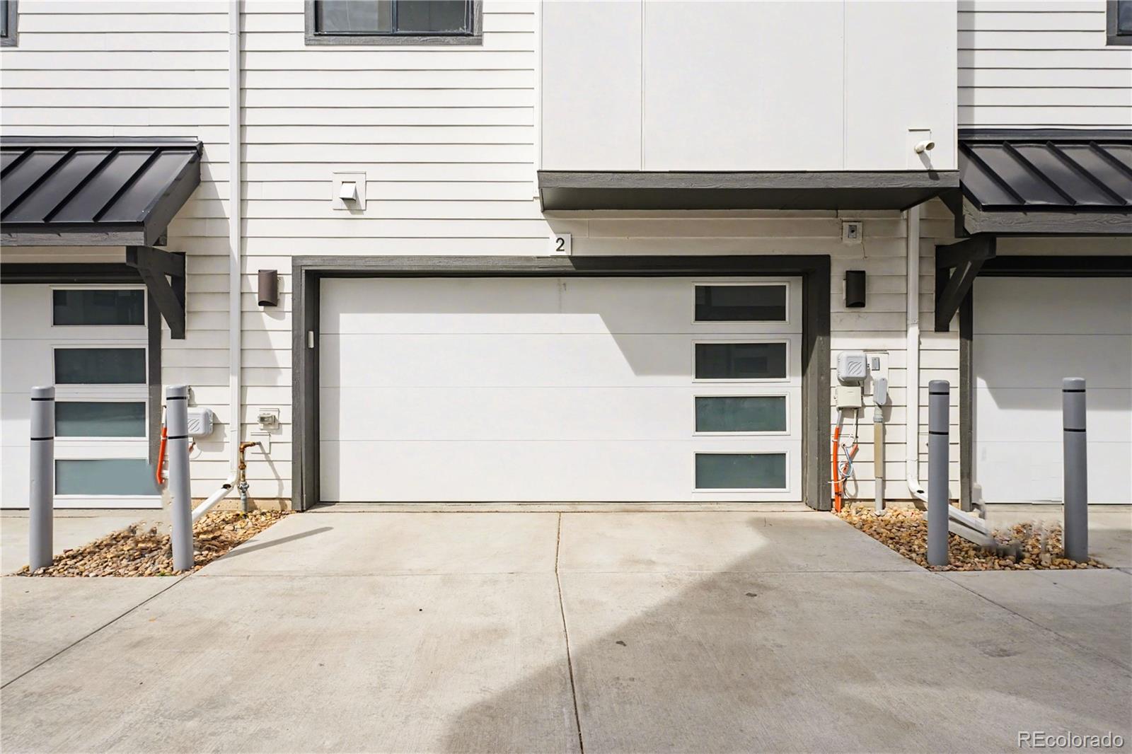 1976 S Holly Street Unit: 2