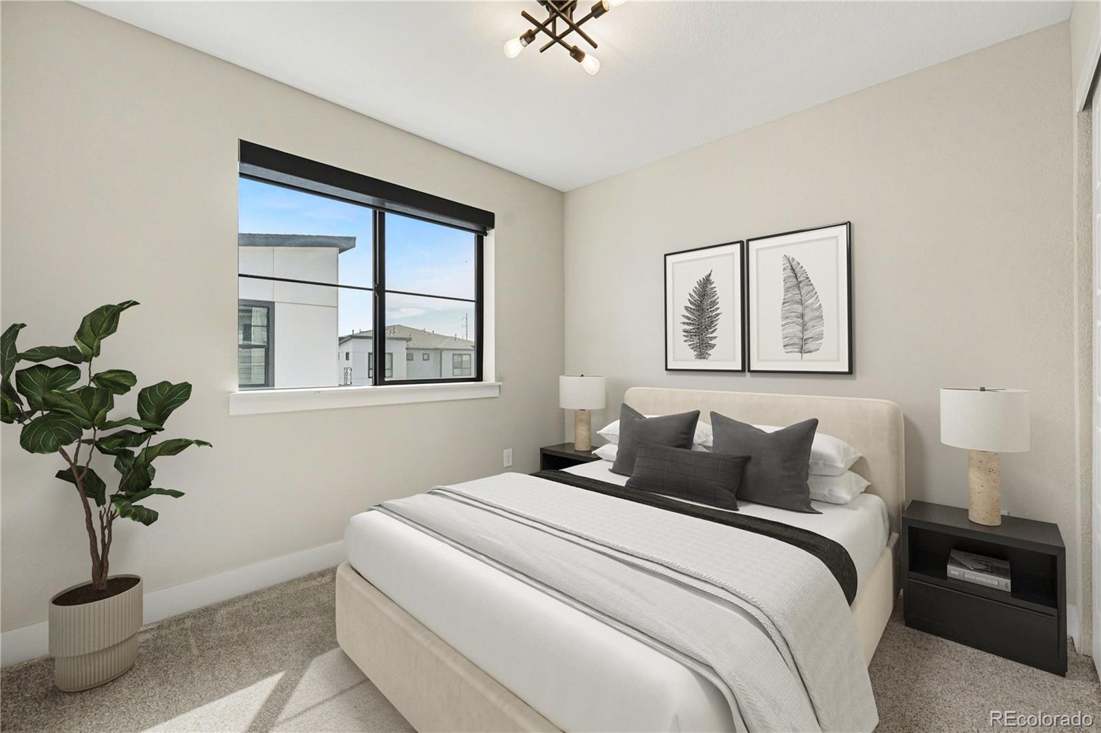 1976 S Holly Street Unit: 2