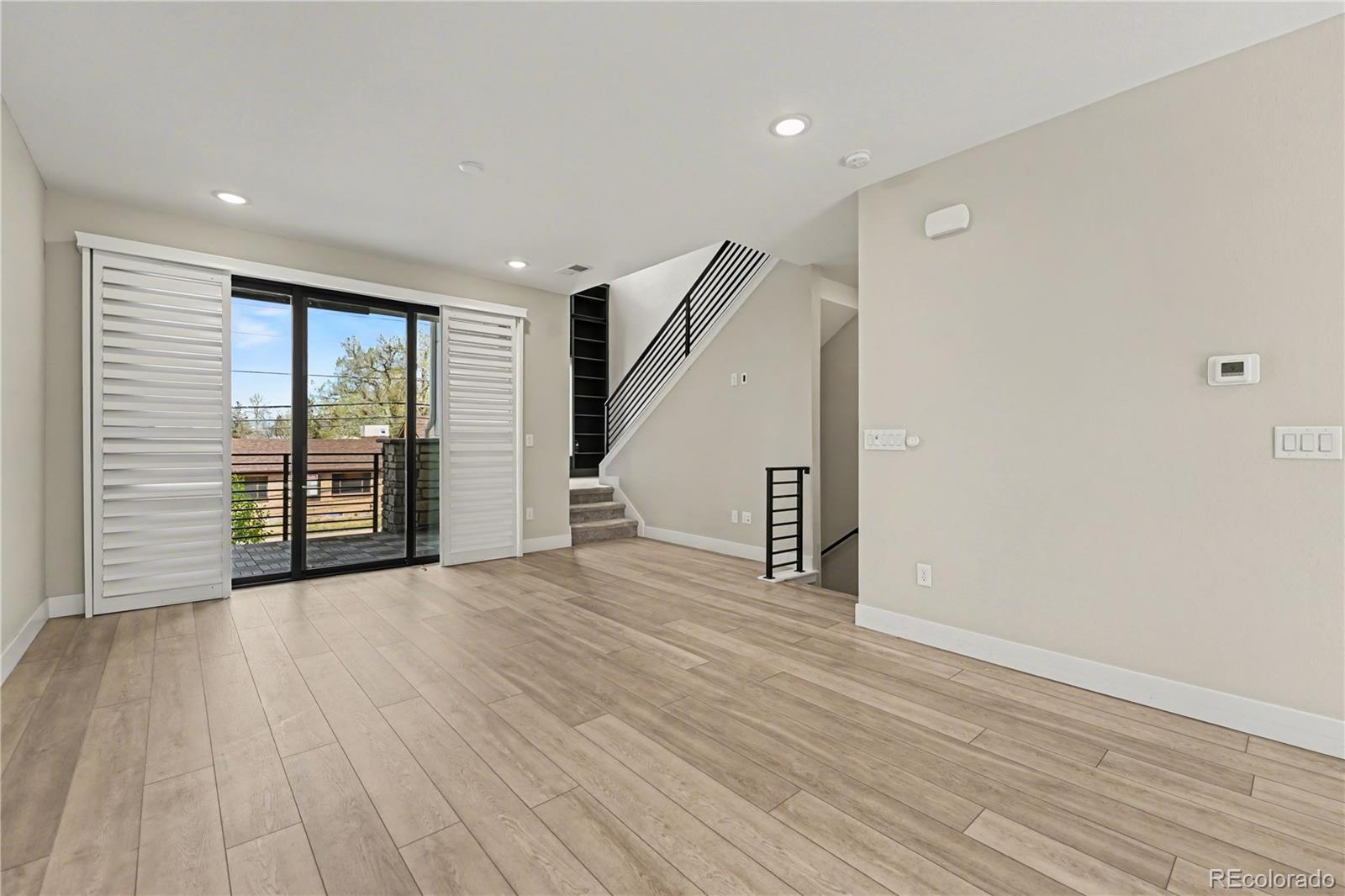 1976 S Holly Street Unit: 2