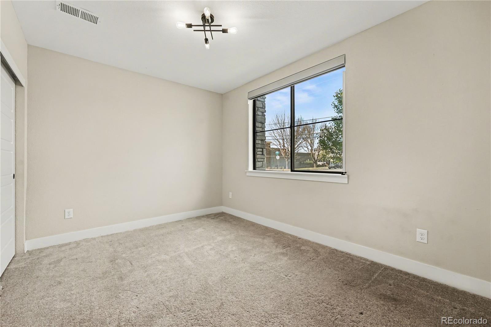 1976 S Holly Street Unit: 2