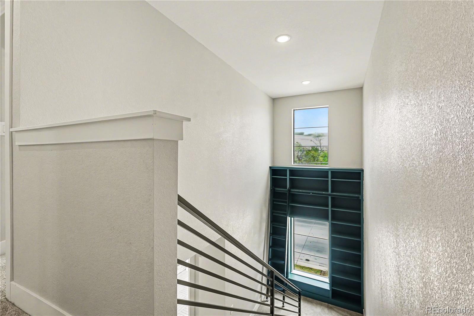 1976 S Holly Street Unit: 2