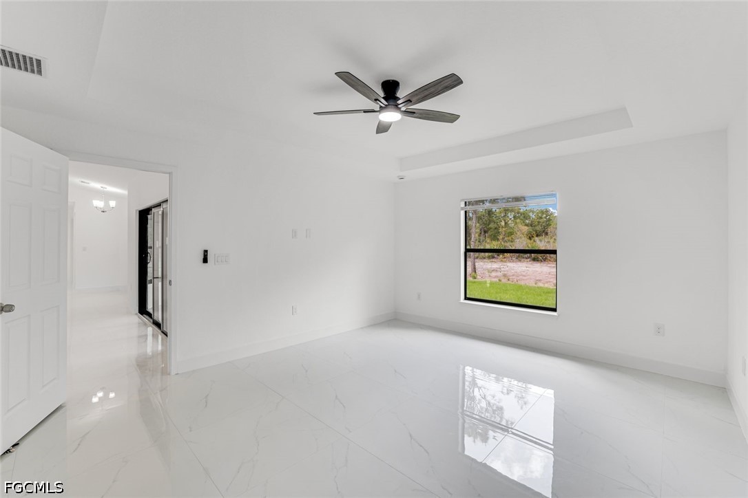 1207 Desoto AVE