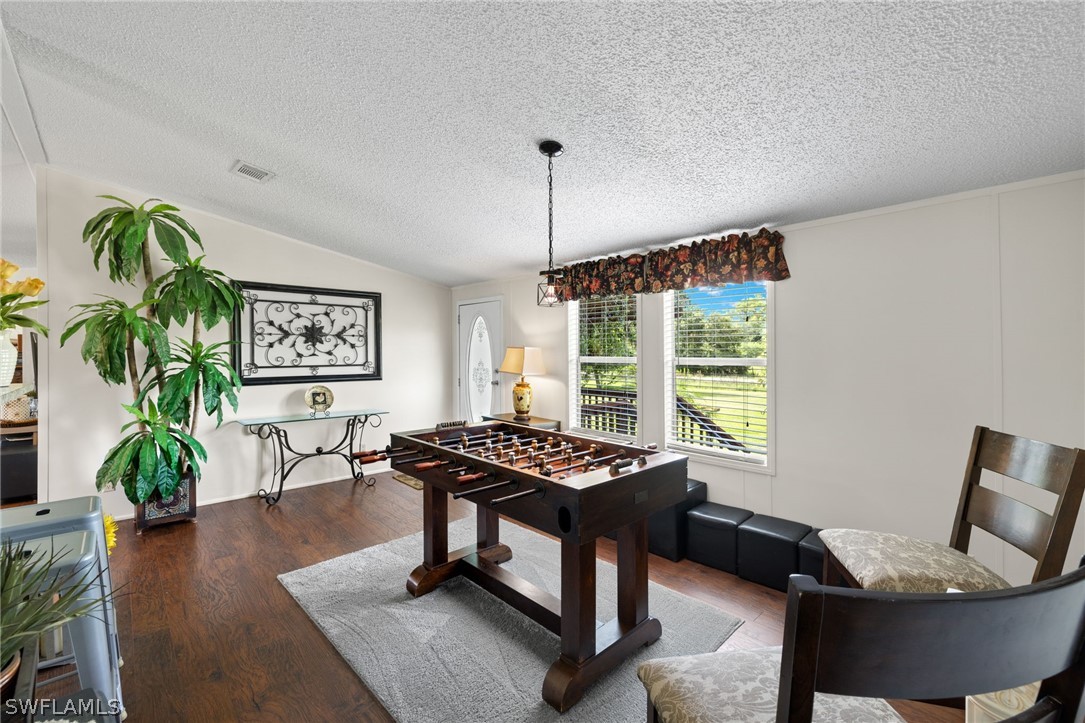23565 Linda Lee WAY