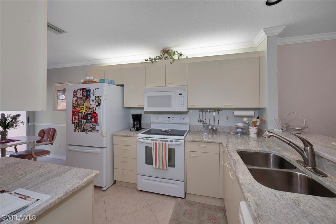 472 Woodshire LN D3