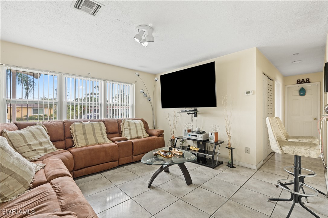 804 Alcala AVE