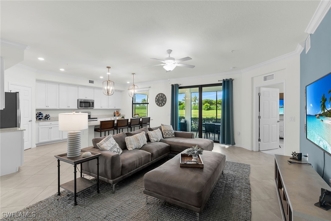 12043 Hawthorn Lake DR 101