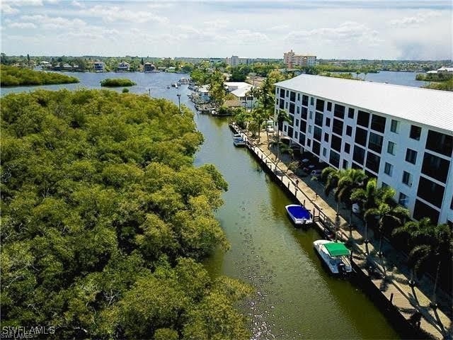 5220 Bonita Beach RD SW 103