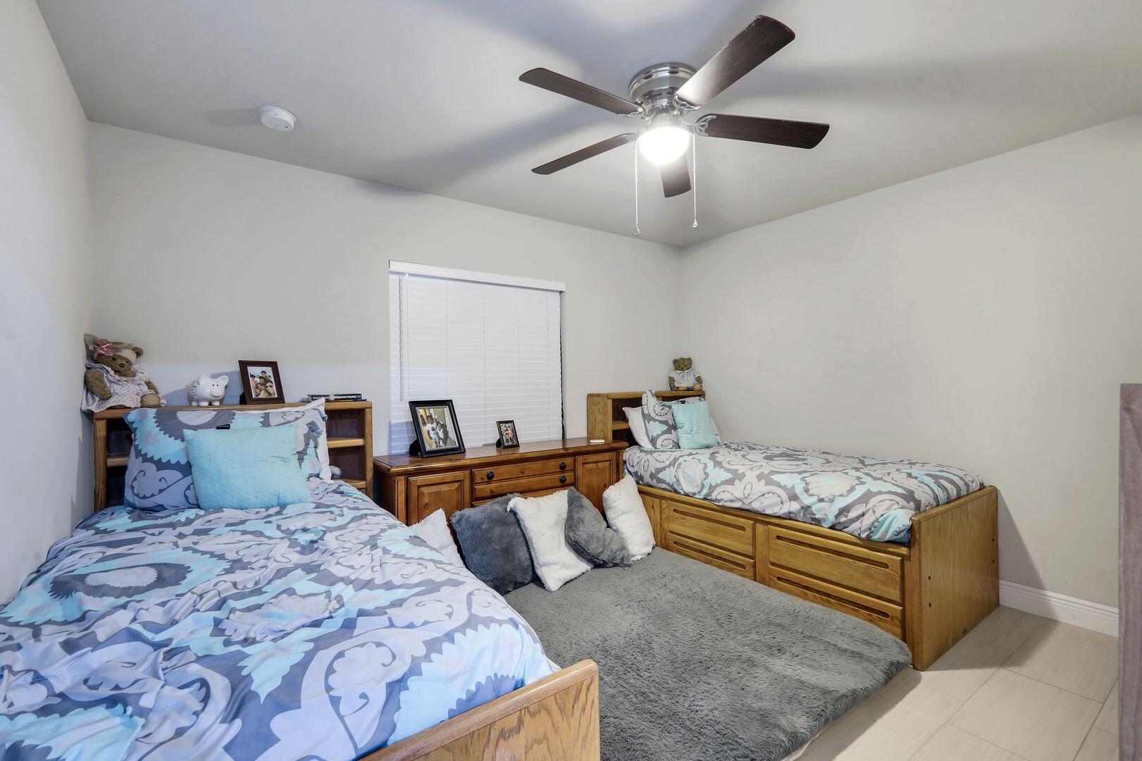 3200 W 41st St Street W