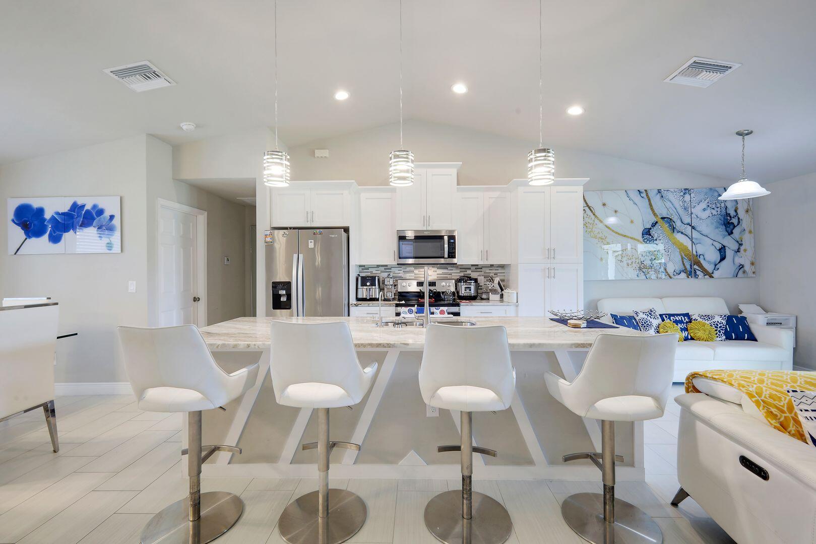3200 W 41st St Street W