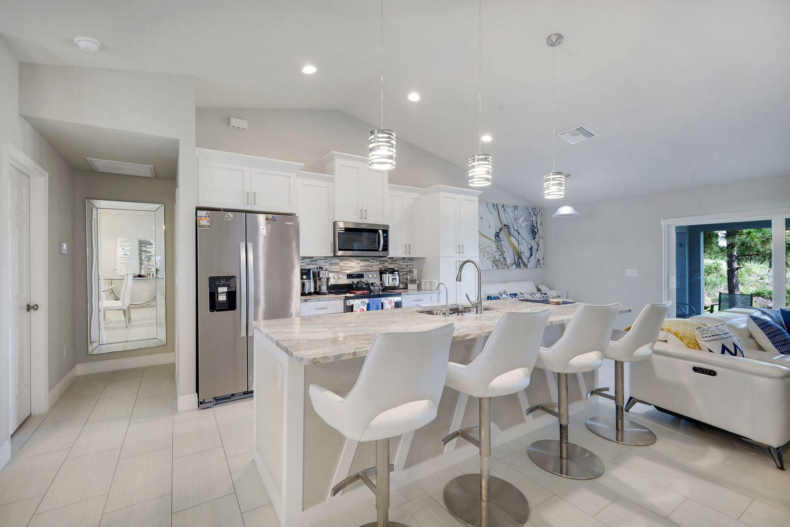 3200 W 41st St Street W