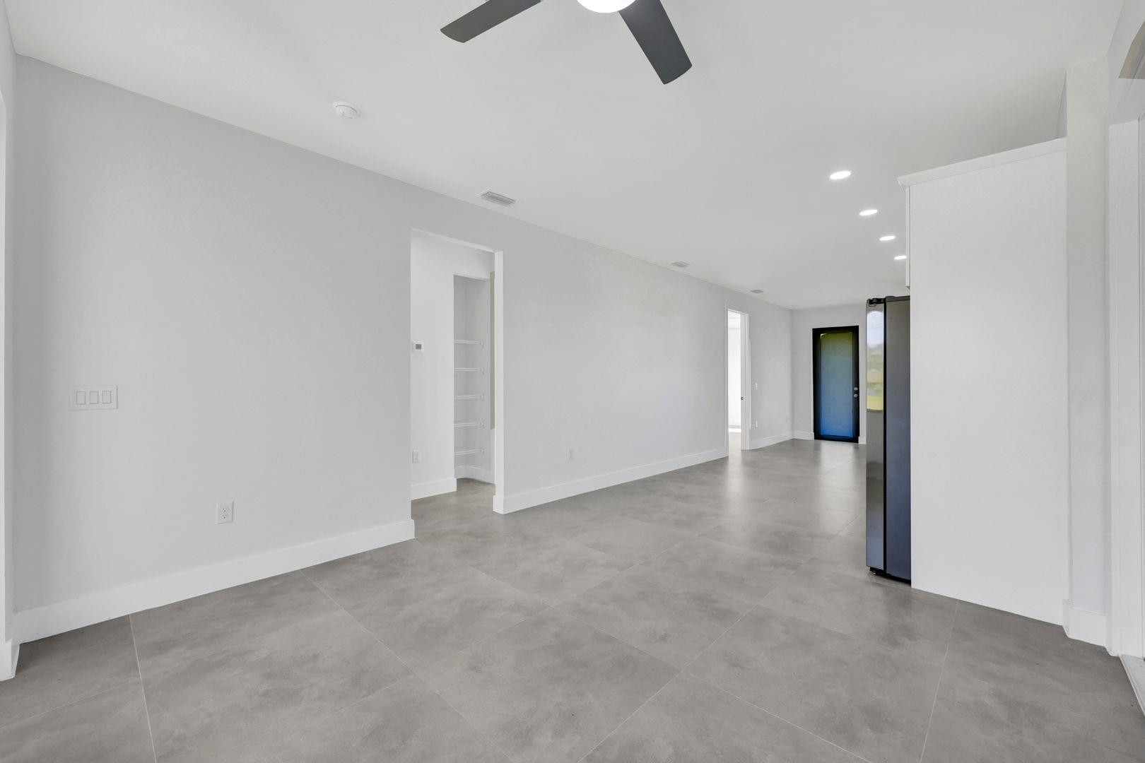 312 Progress Ave