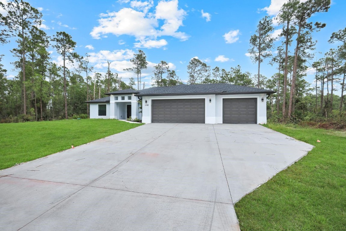 1102 Edison Avenue, Lehigh Acres