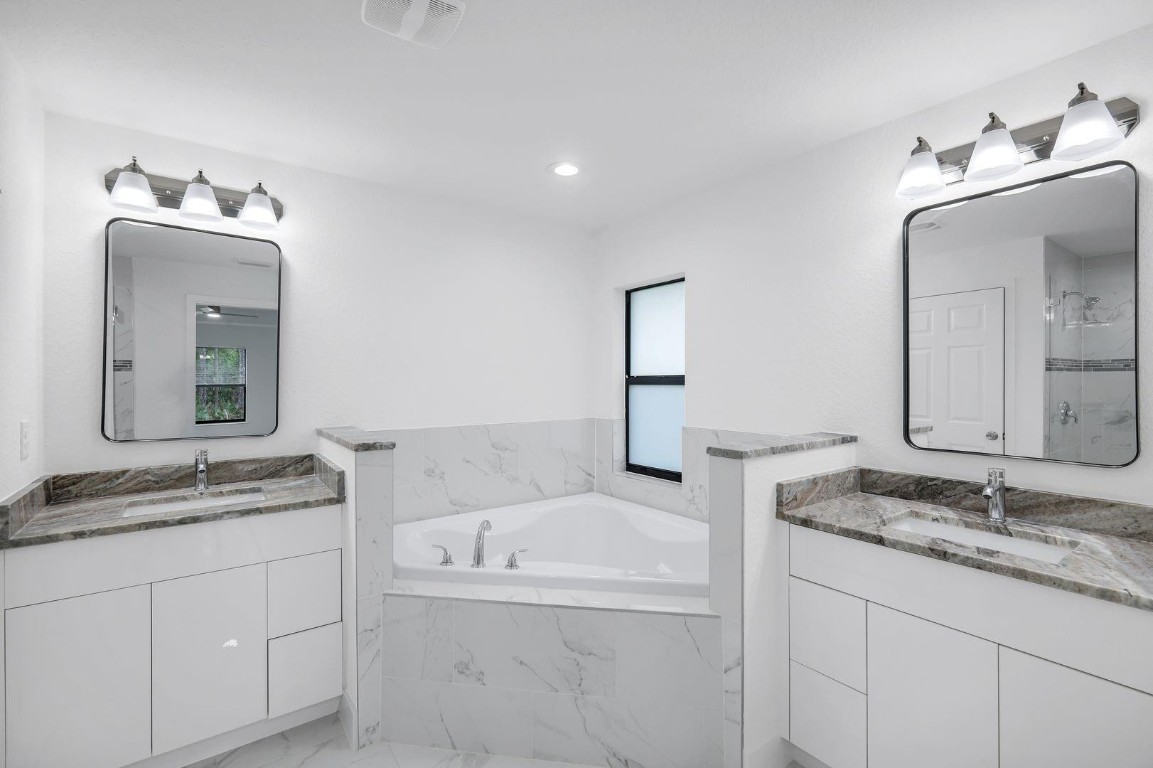 1102 Edison Avenue, Lehigh Acres