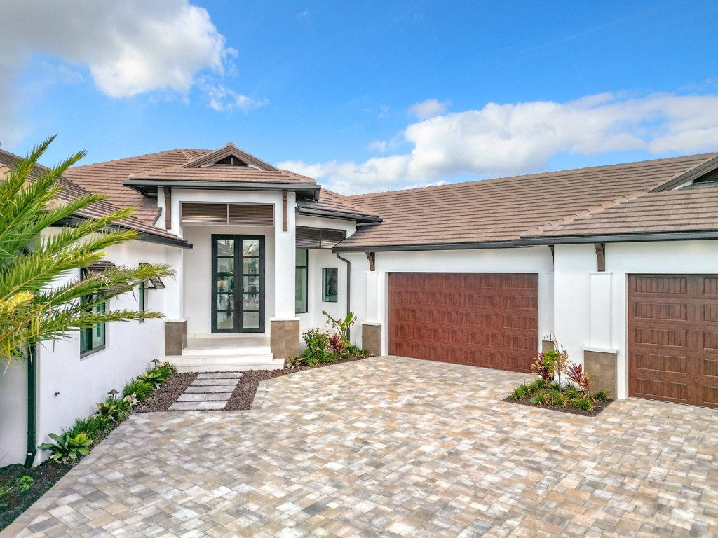 14201 Bay Drive, Fort Myers