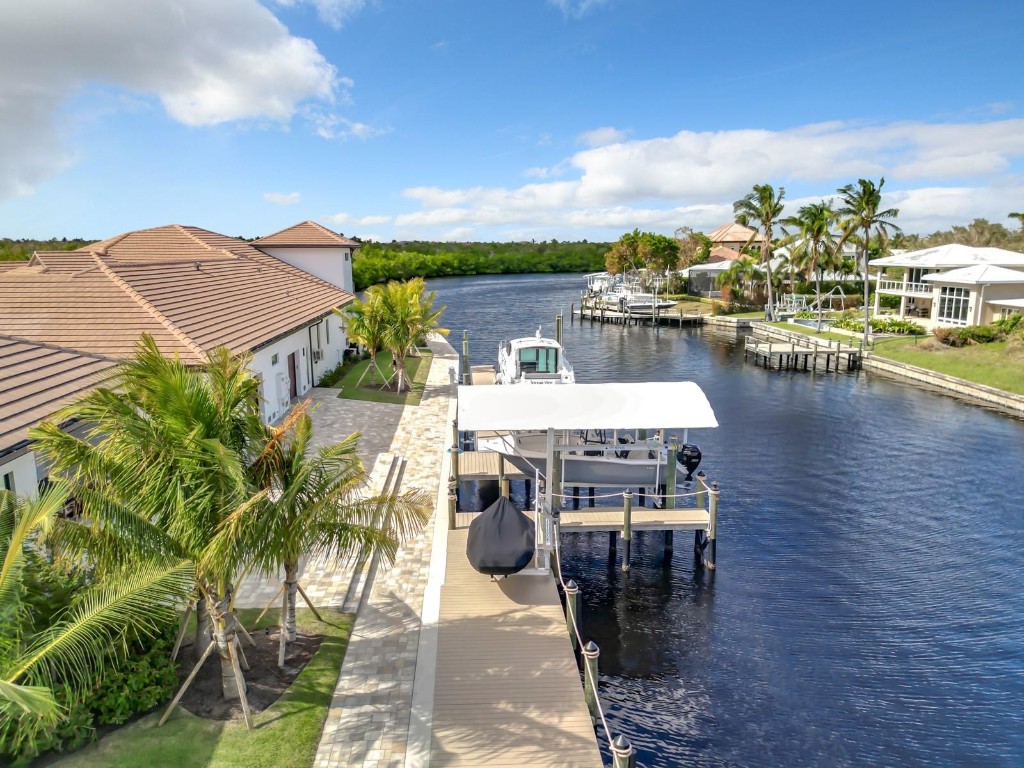 14201 Bay Drive, Fort Myers