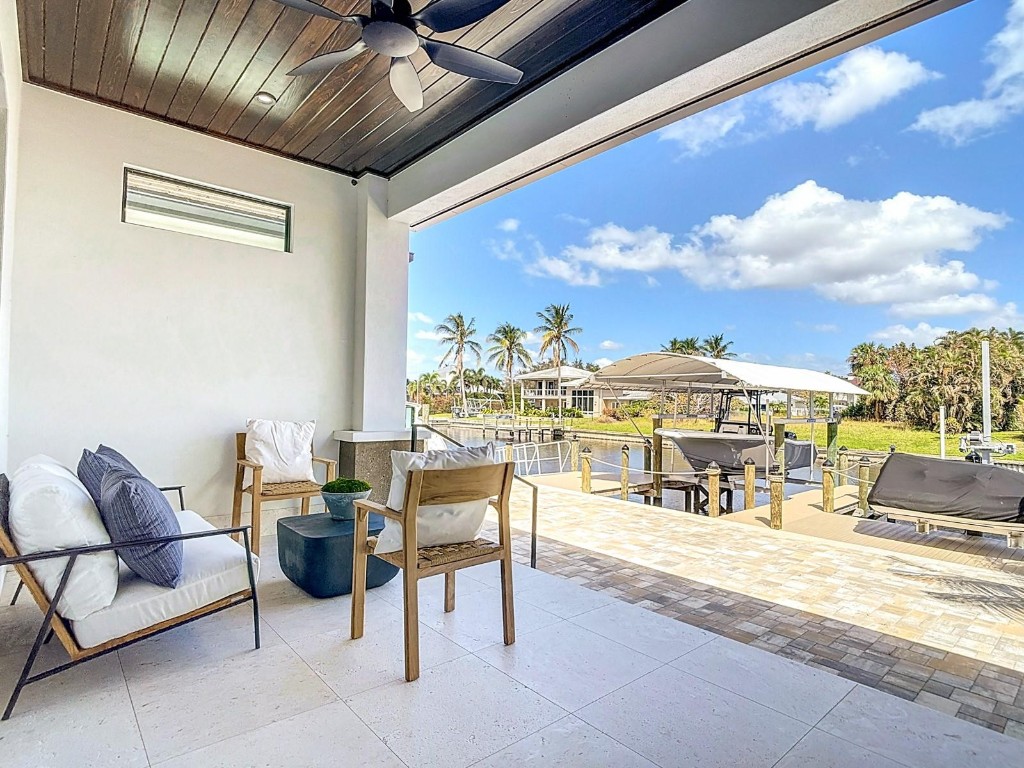 14201 Bay Drive, Fort Myers