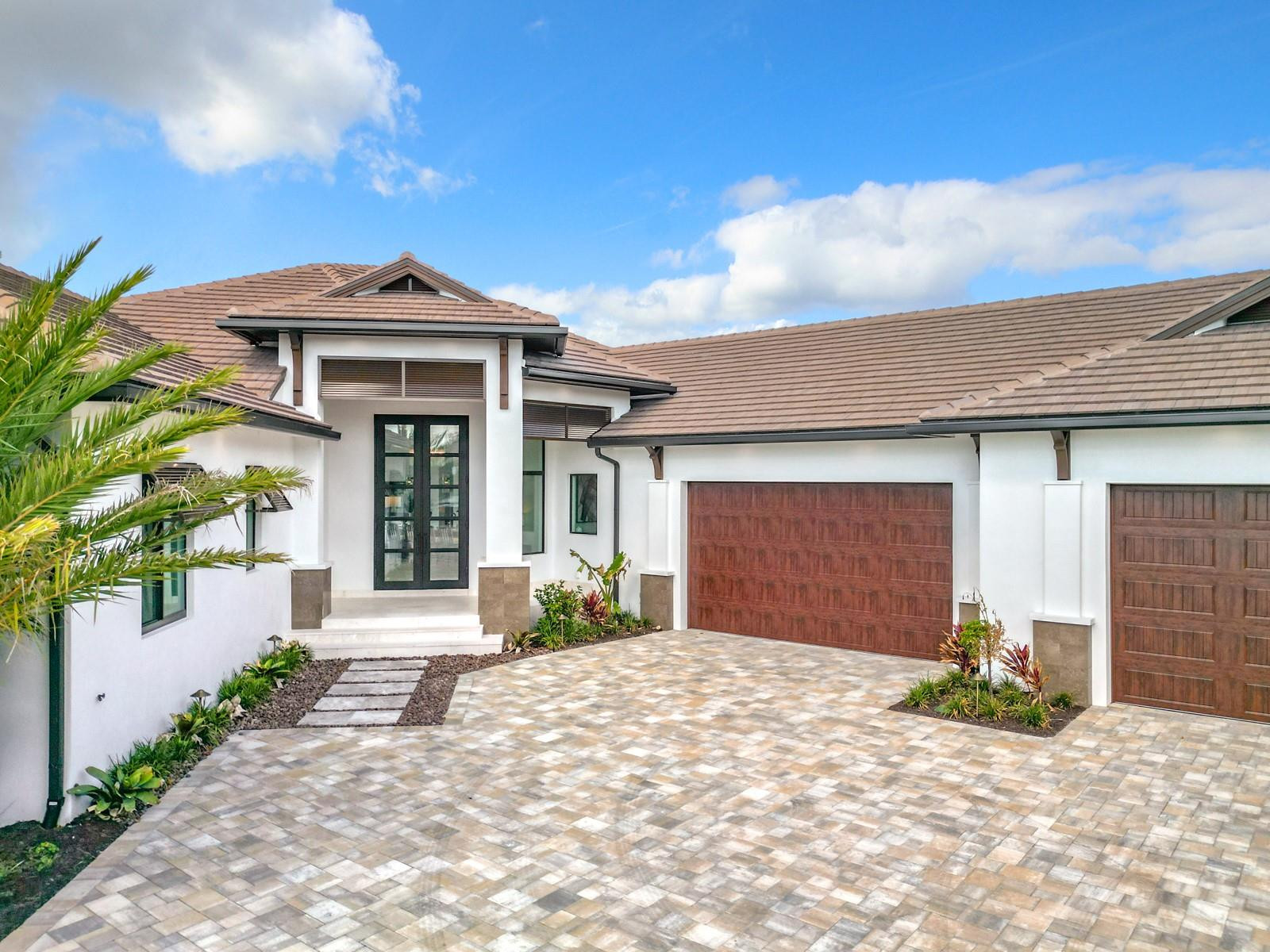 14201 Bay Drive, Fort Myers