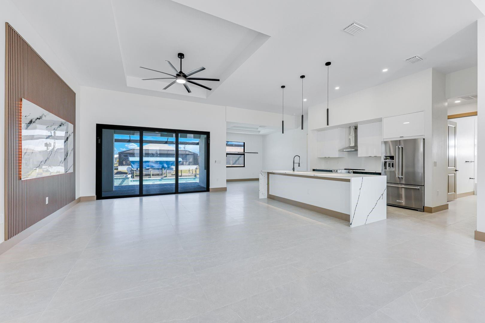 1925 NW 34th Place