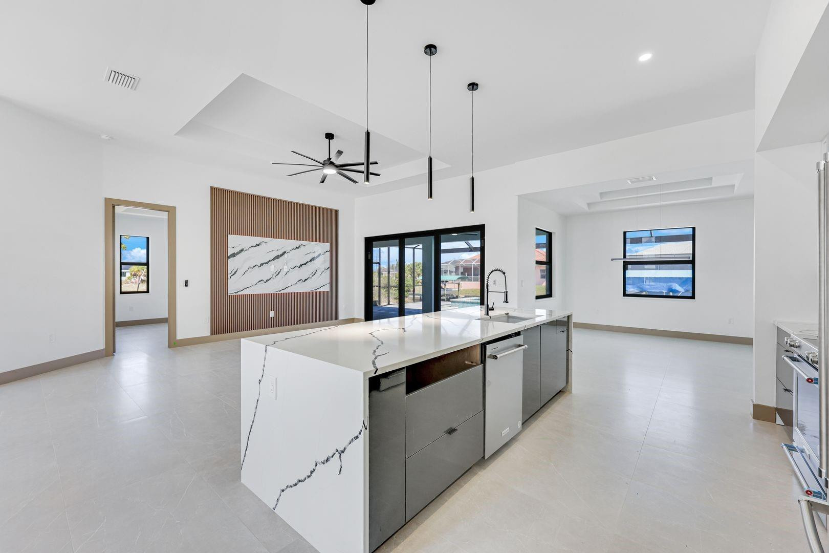 1925 NW 34th Place