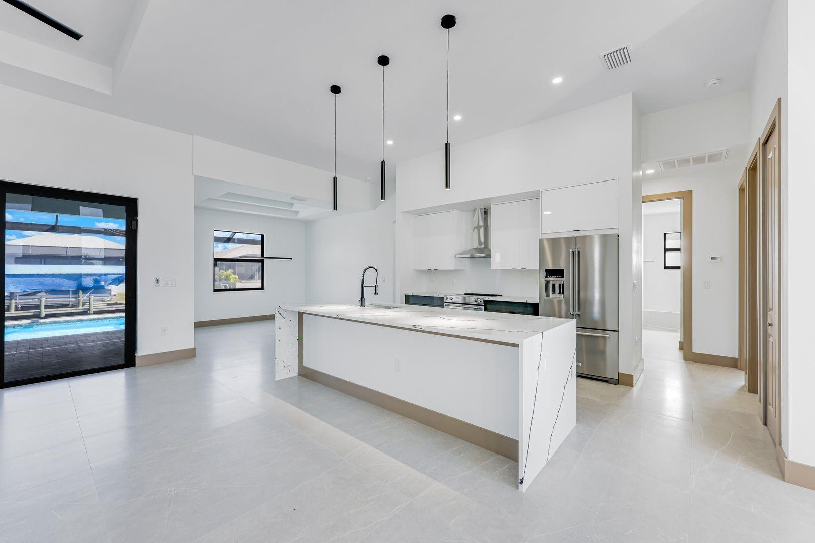1925 NW 34th Place