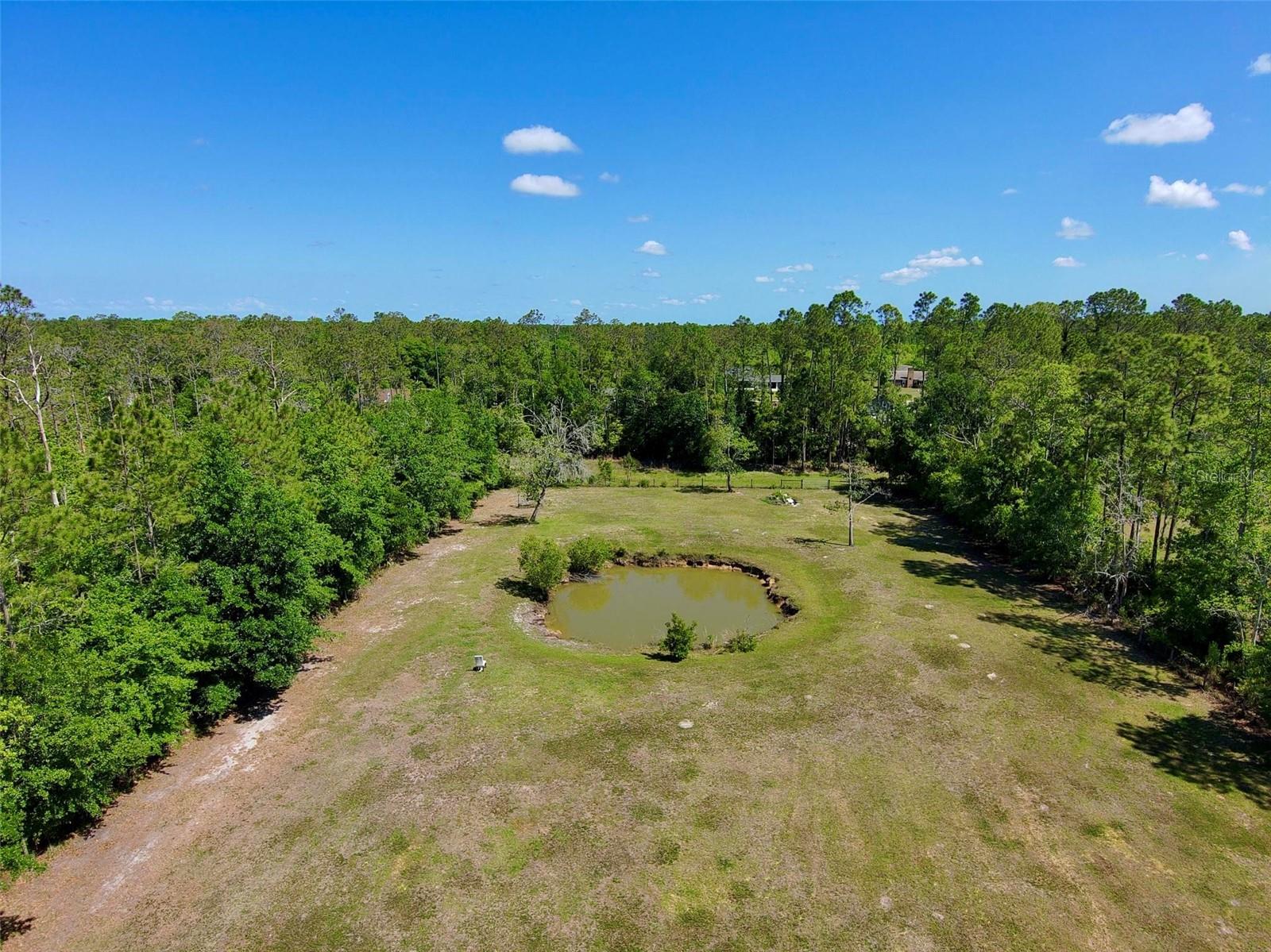 3551 RED BARN LN