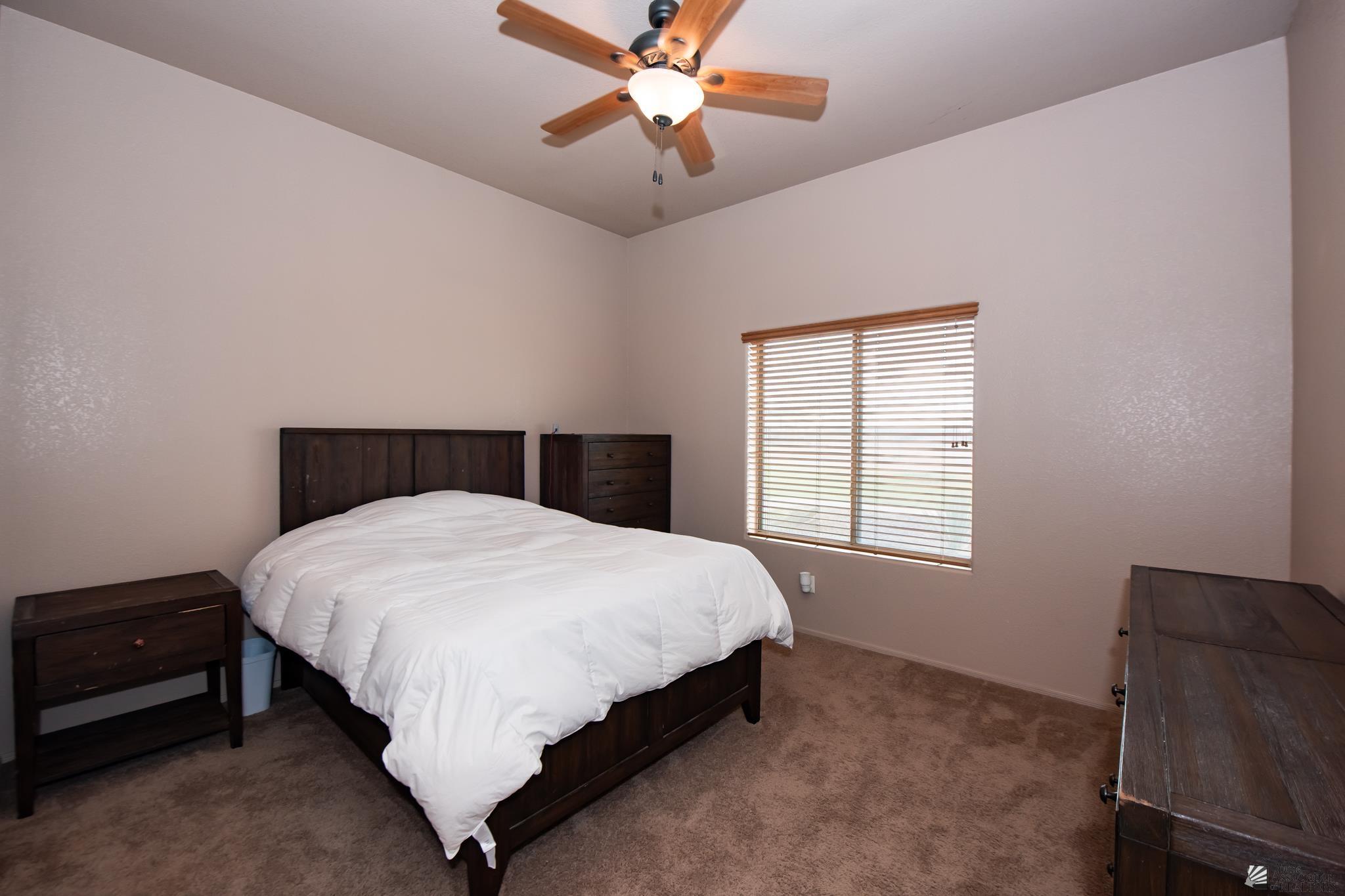 3385 E County 15 St, Yuma