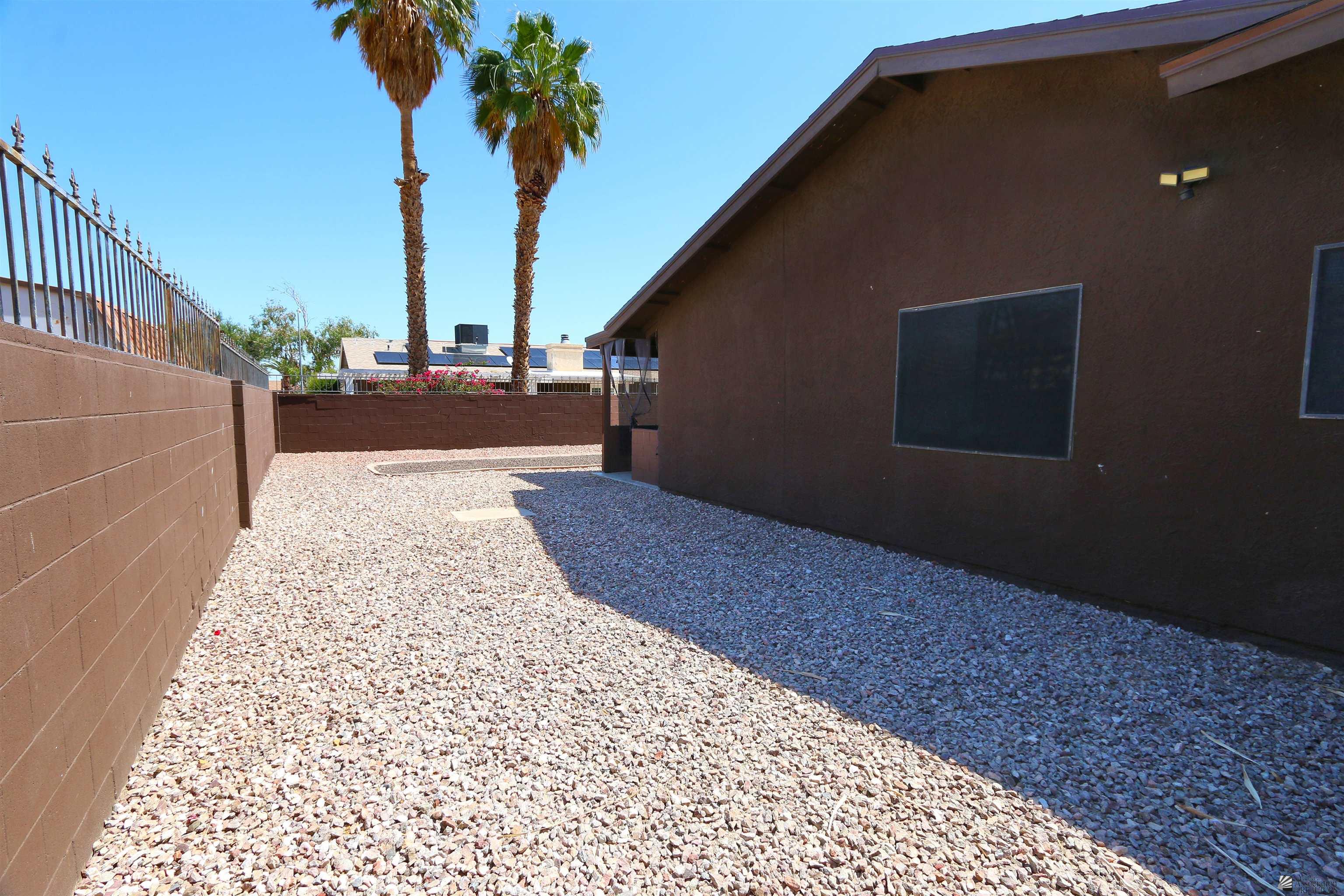 3438 E Castano Ln, Yuma