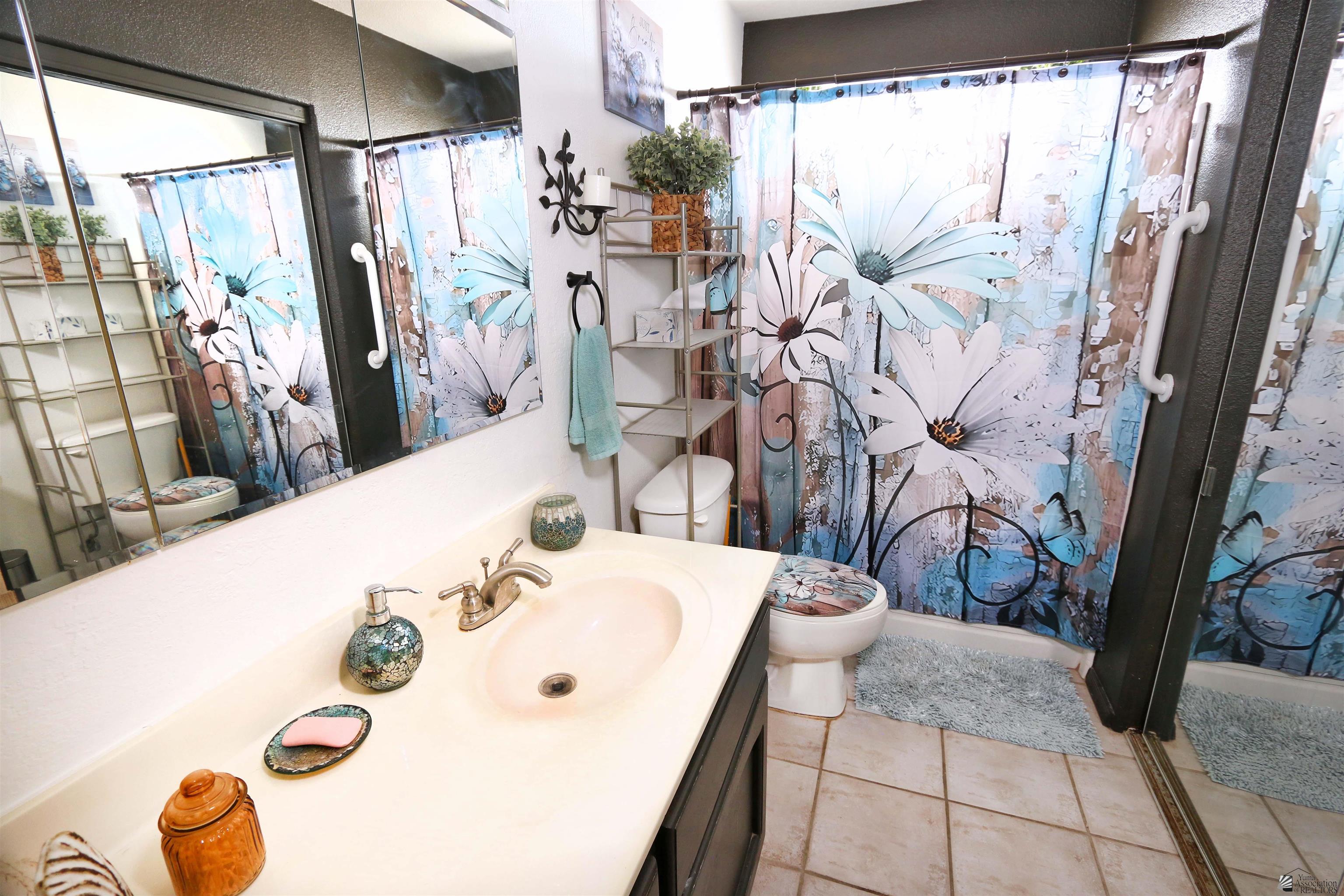 13219 S Driftwood Dr, Yuma