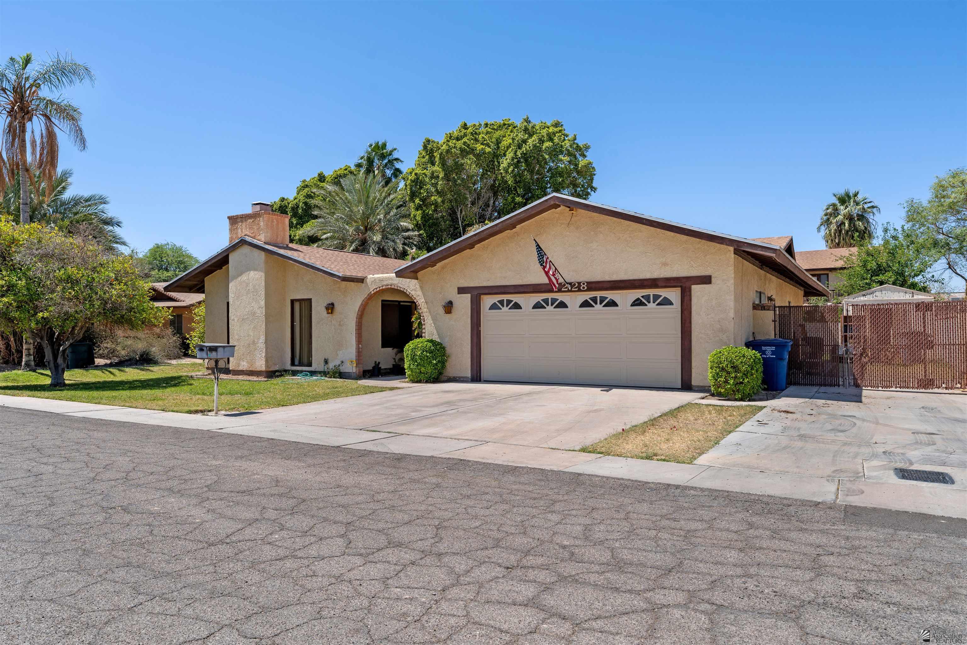 1228 S 40 Dr, Yuma
