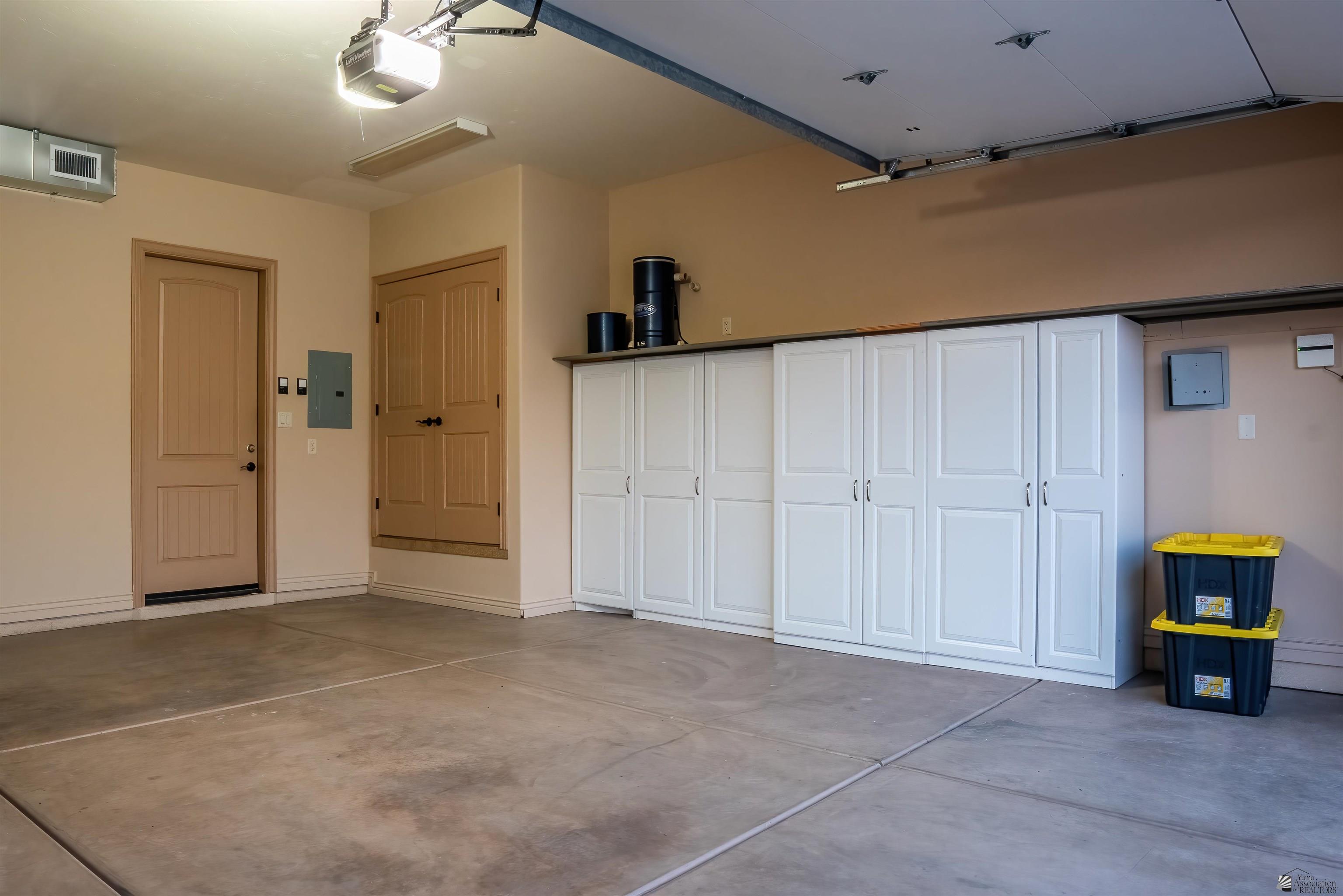 13800 S Schechert Way