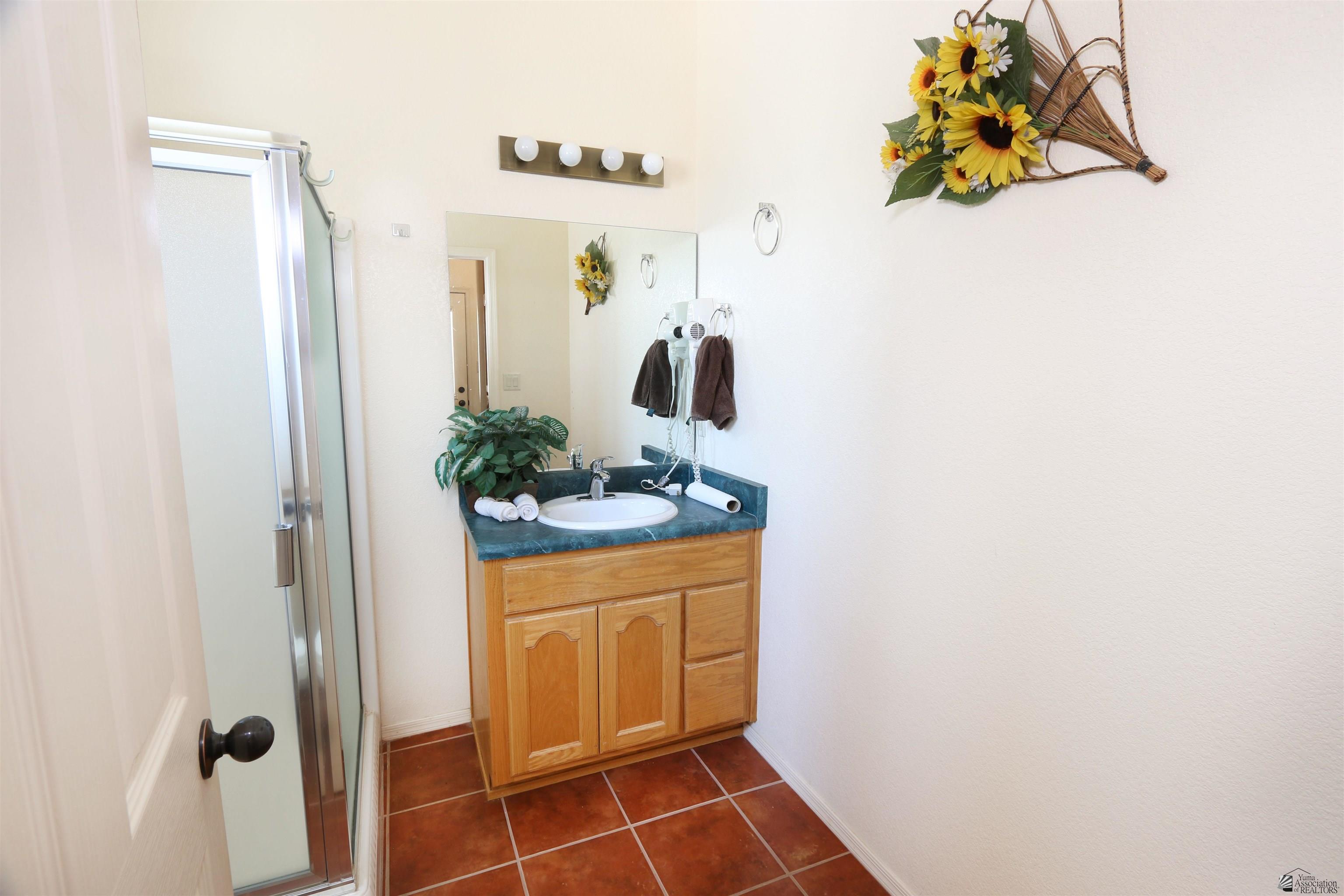 14453 E 55 St