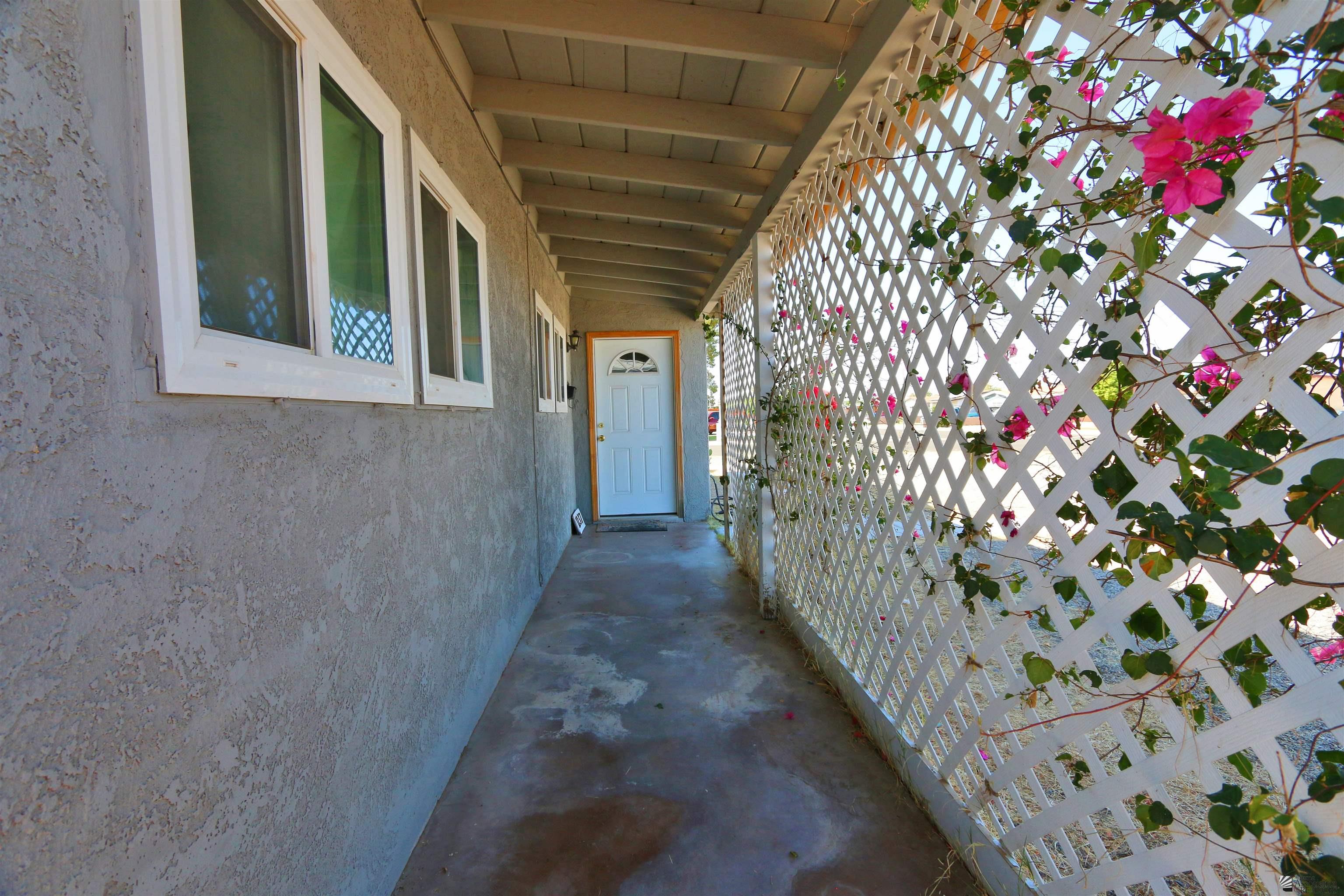 1237 S 10 Ave