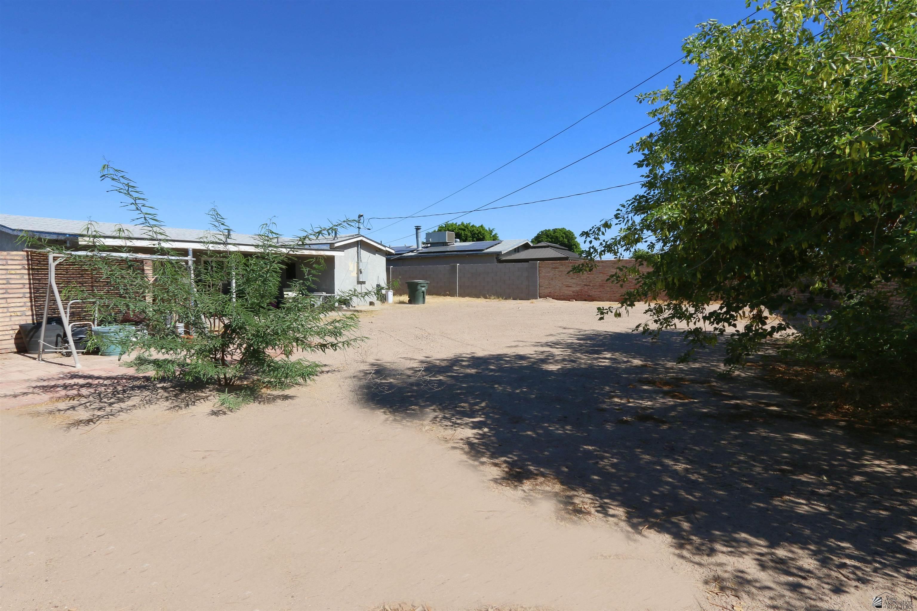1237 S 10 Ave