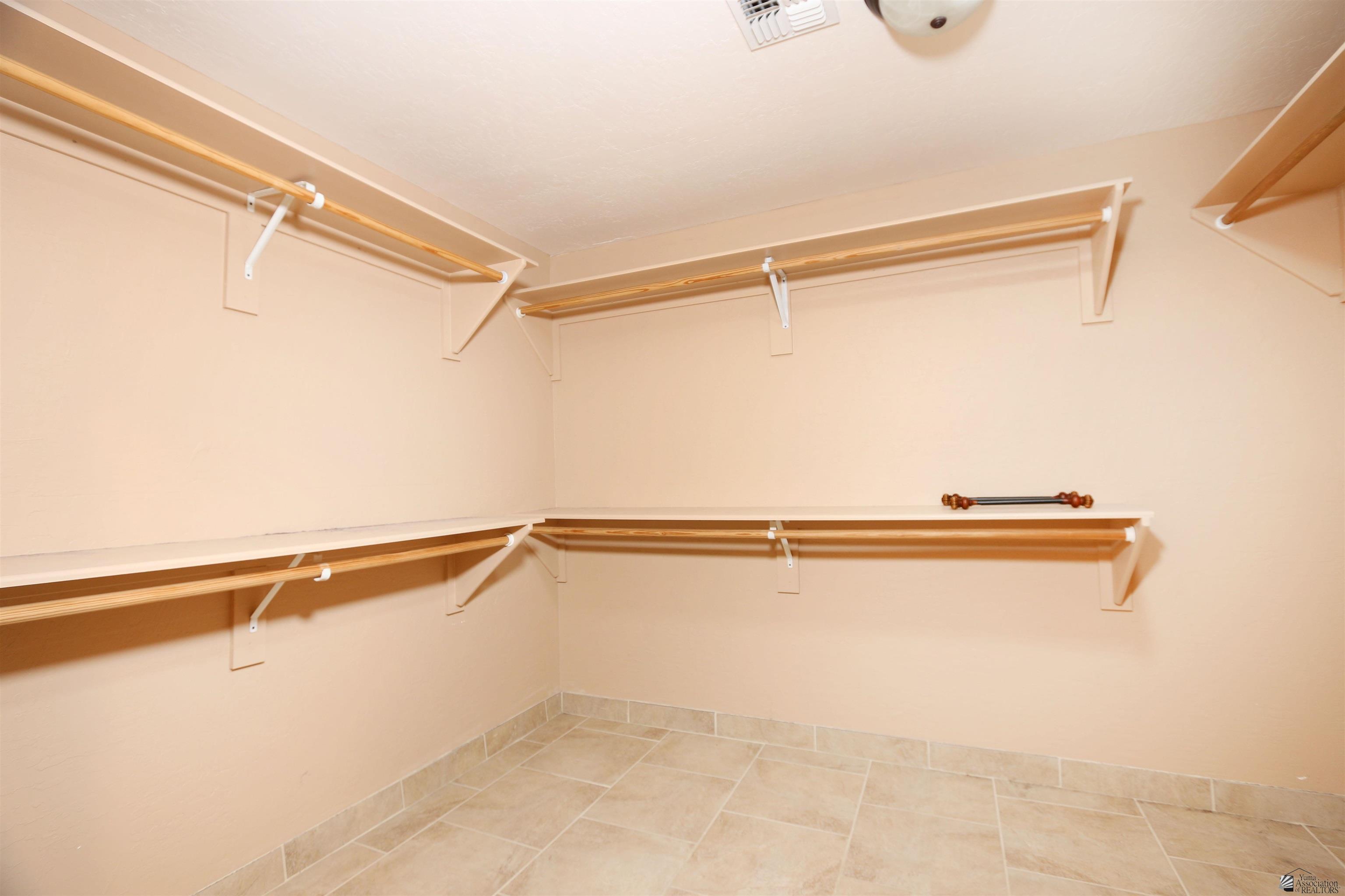 14704 E 53 St