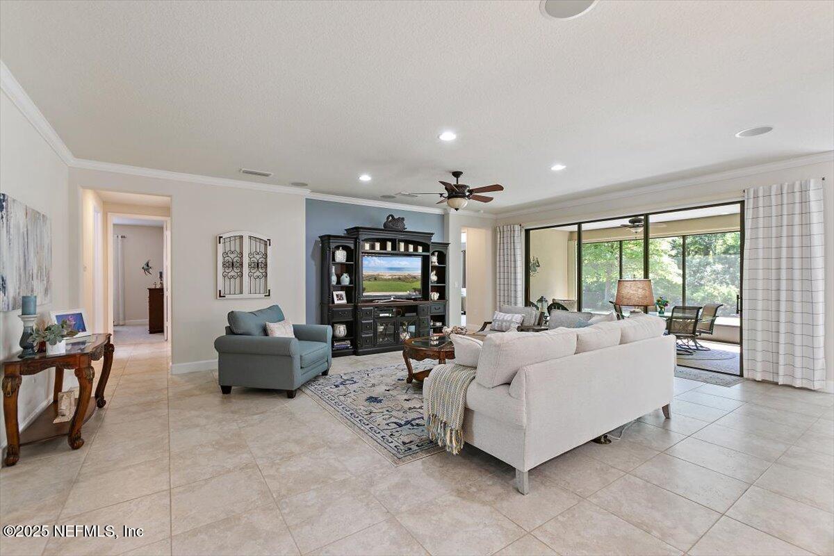 562 WANDERING WOODS Way