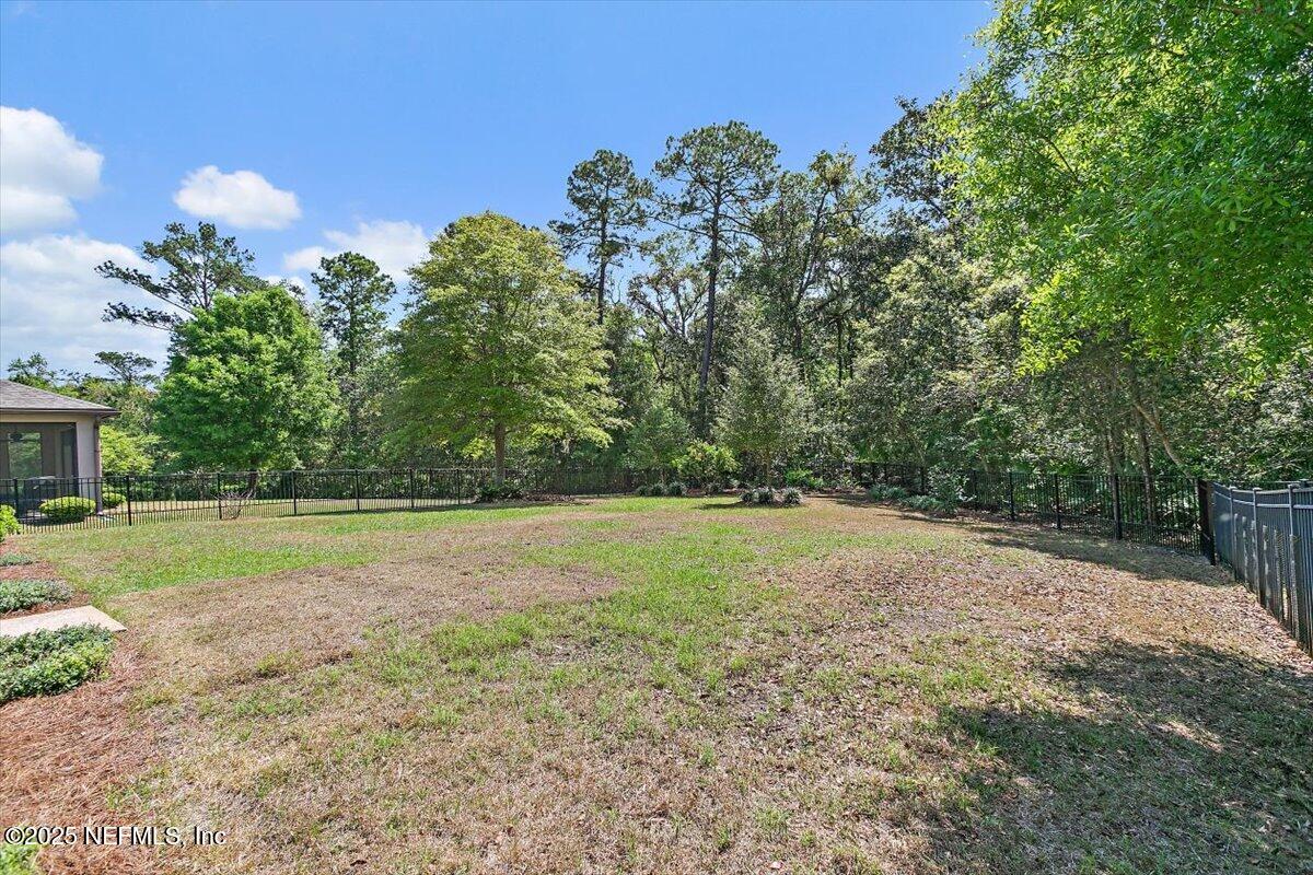 562 WANDERING WOODS Way