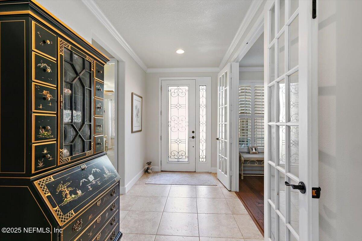 562 WANDERING WOODS Way