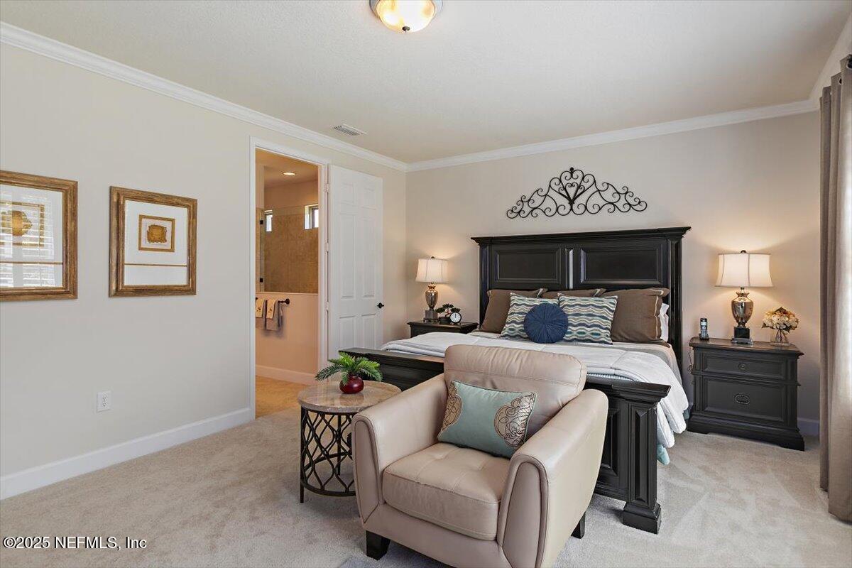 562 WANDERING WOODS Way