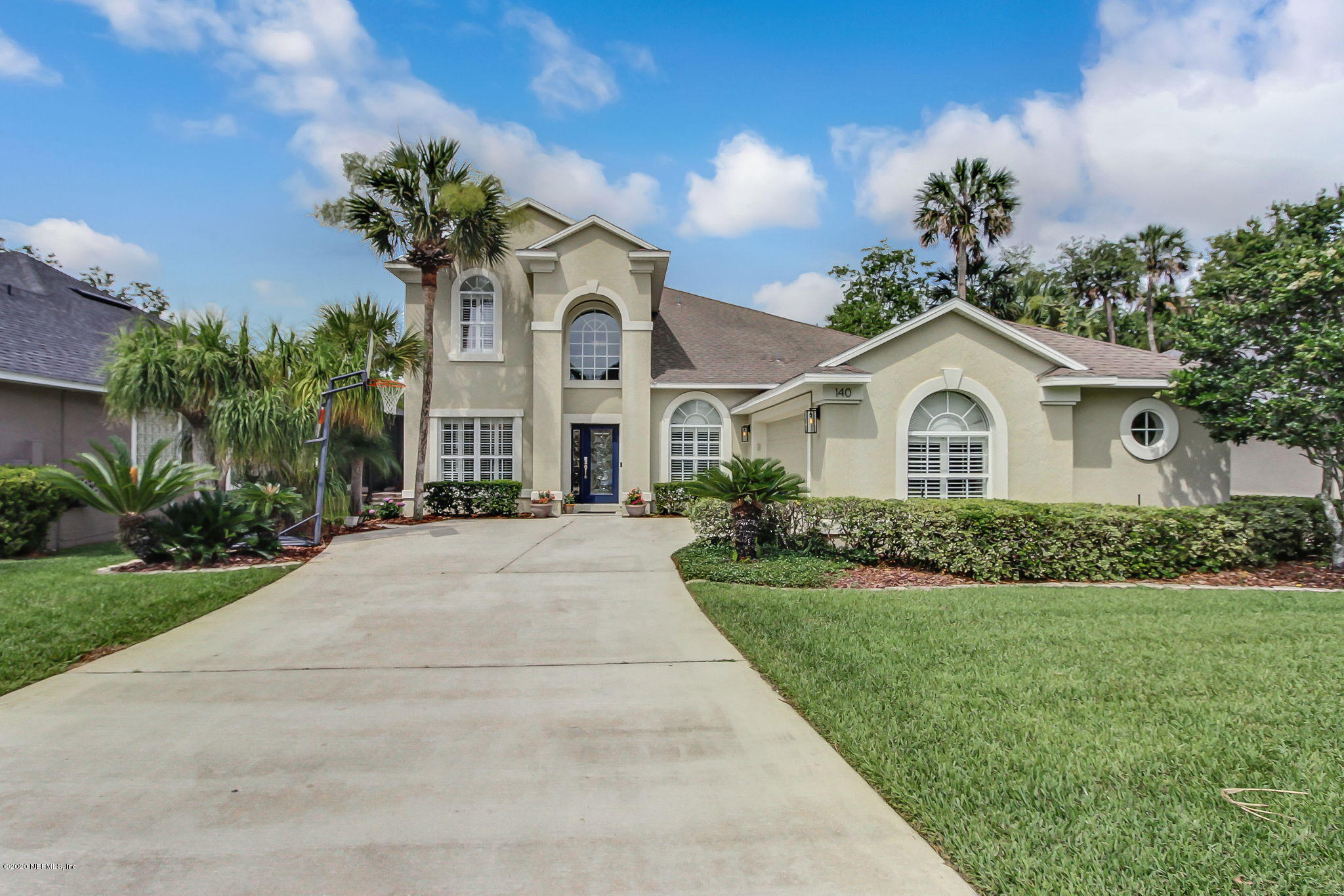 140 OCEANS EDGE Drive