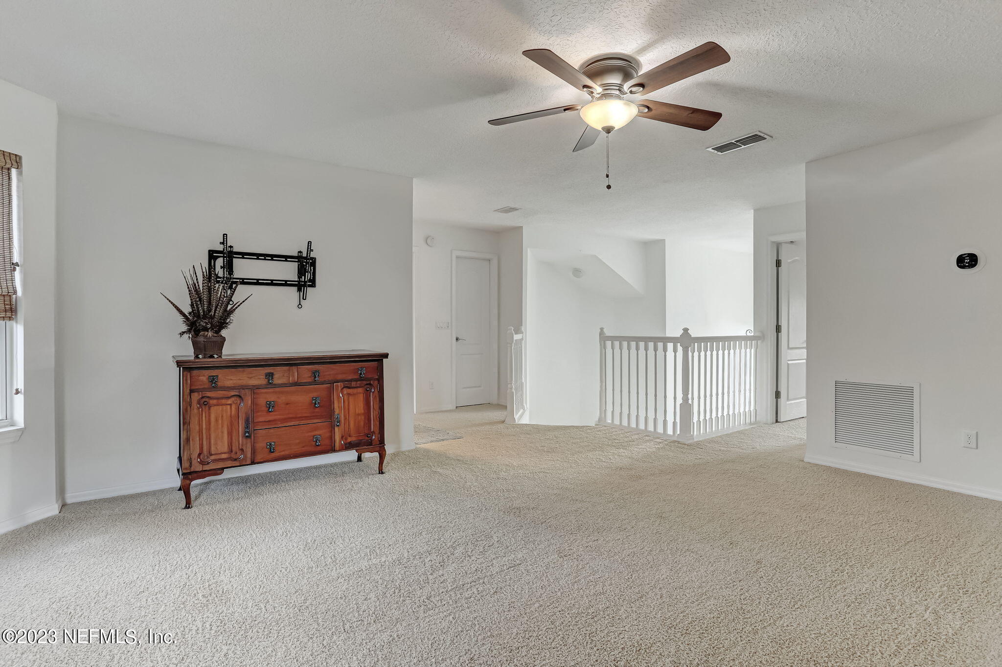 140 OCEANS EDGE Drive