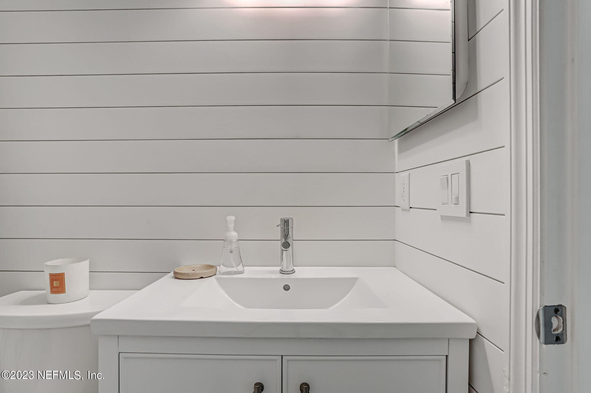 140 OCEANS EDGE Drive