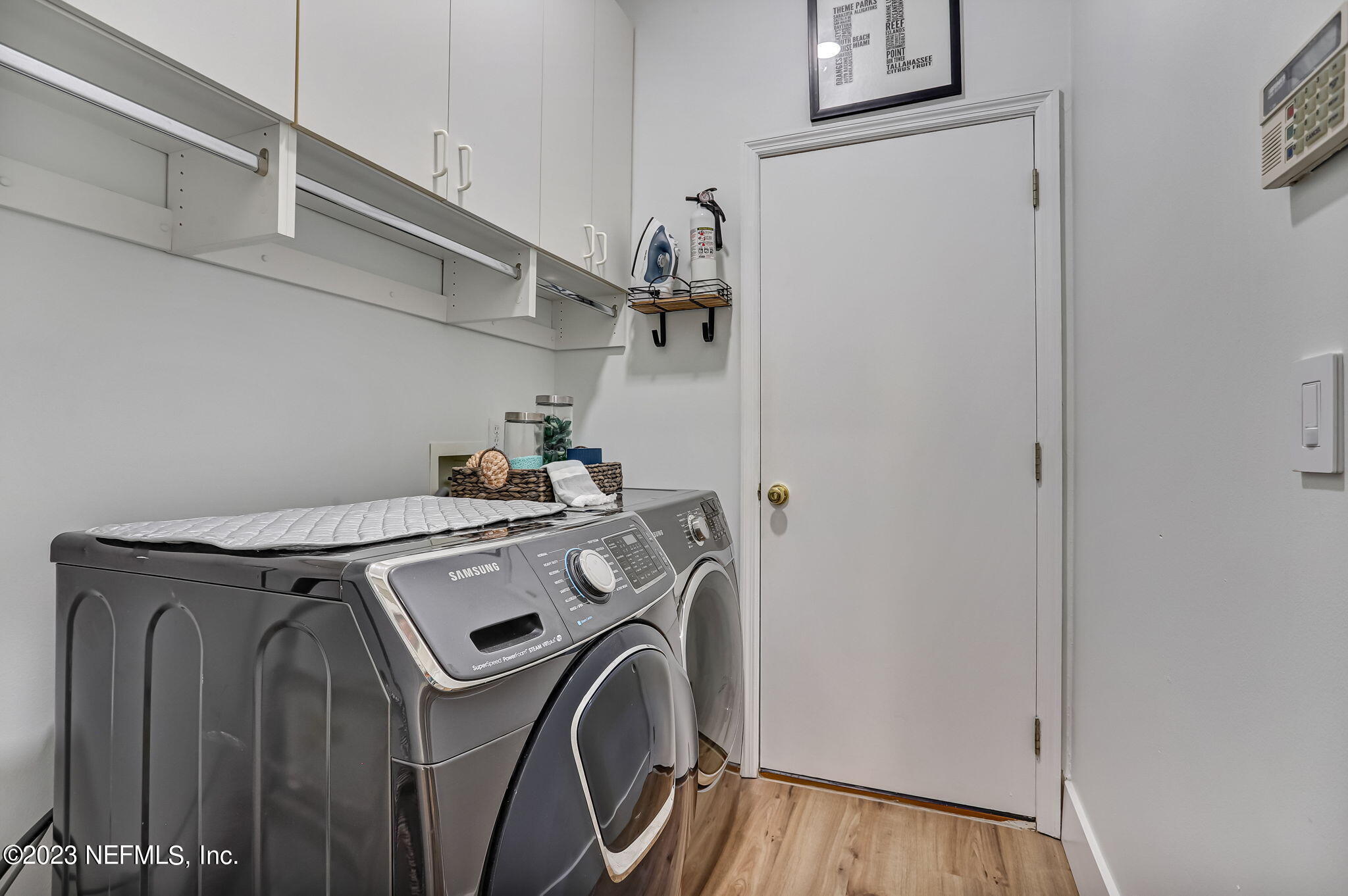 140 OCEANS EDGE Drive