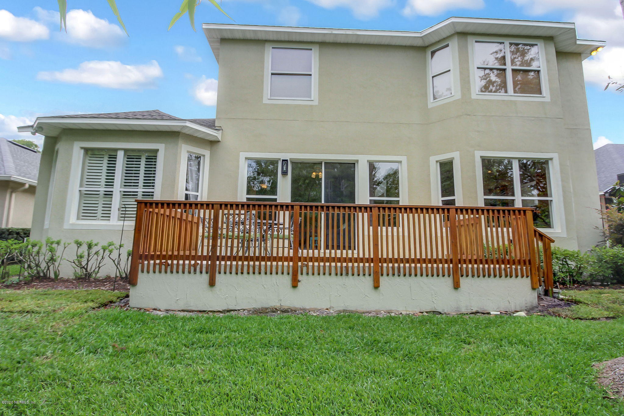 140 OCEANS EDGE Drive