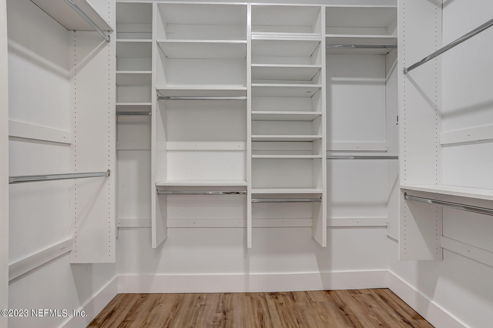 140 OCEANS EDGE Drive