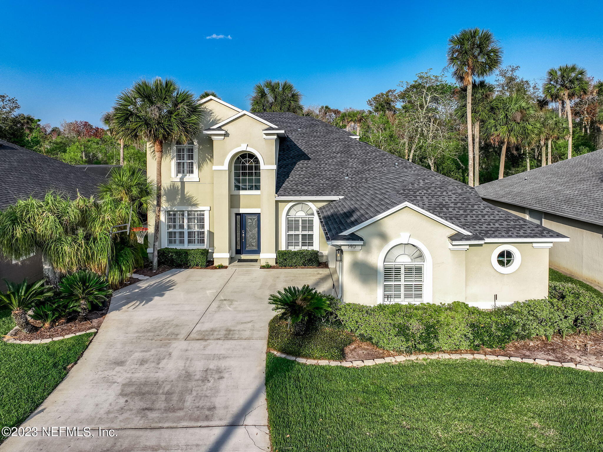 140 OCEANS EDGE Drive