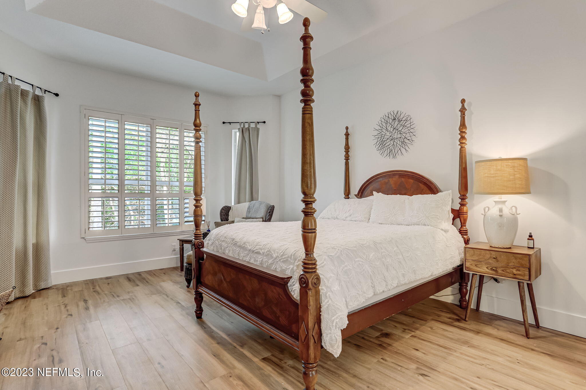 140 OCEANS EDGE Drive