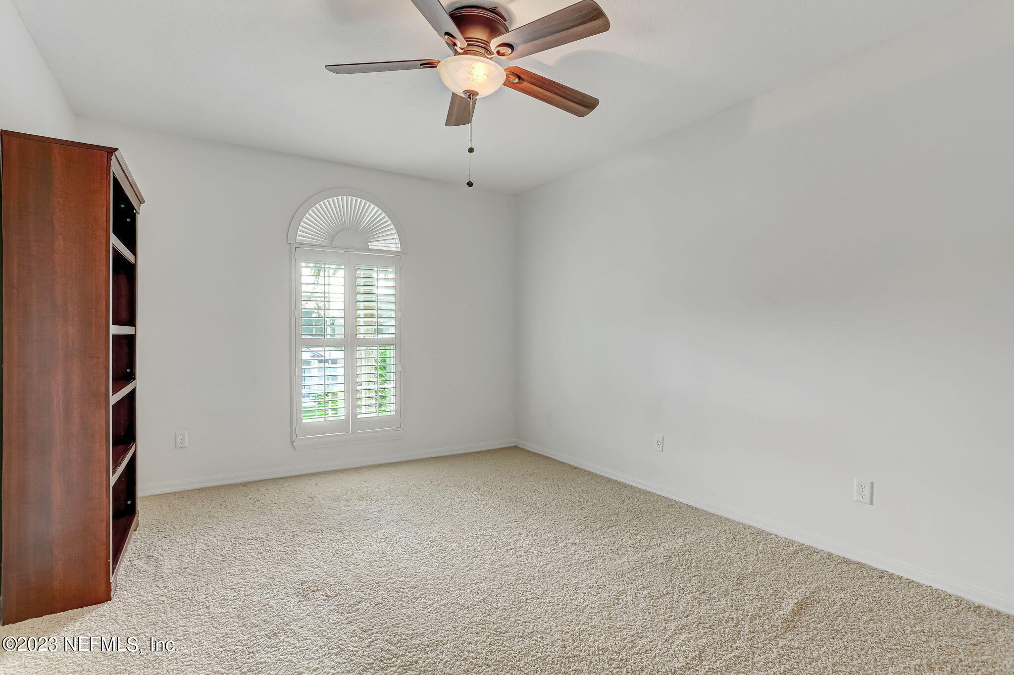 140 OCEANS EDGE Drive